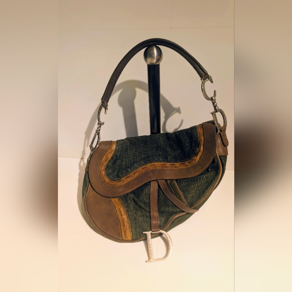 Christian Dior Calfskin Saddle Bag - Picture 4 of 11